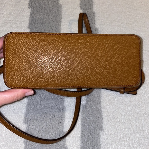 Michael Kors Adele MD Dome Crossbody Leather Bag - Picture 3 of 5